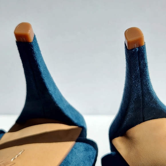 NWOT Vince Camuto 6.5M Kalentie Teal Suede Open Toe Sandals 3.5" Stiletto Heel - Picture 11 of 12